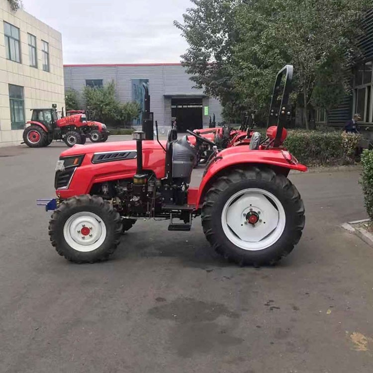 15馬力靈活好操作單杠四輪拖拉機(jī)