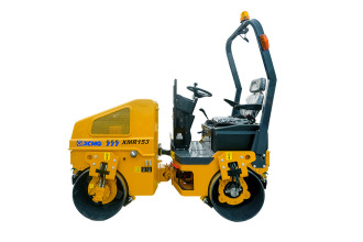 徐工XMR153振動(dòng)壓路機(jī)