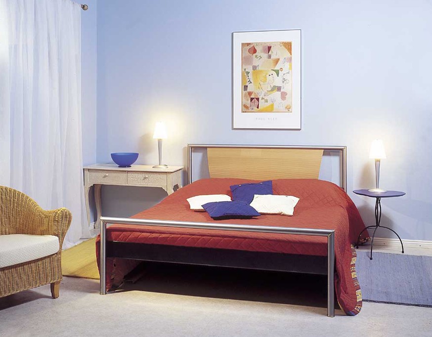 想要簡歐風格，家里墻面刷什么漆環(huán)保？