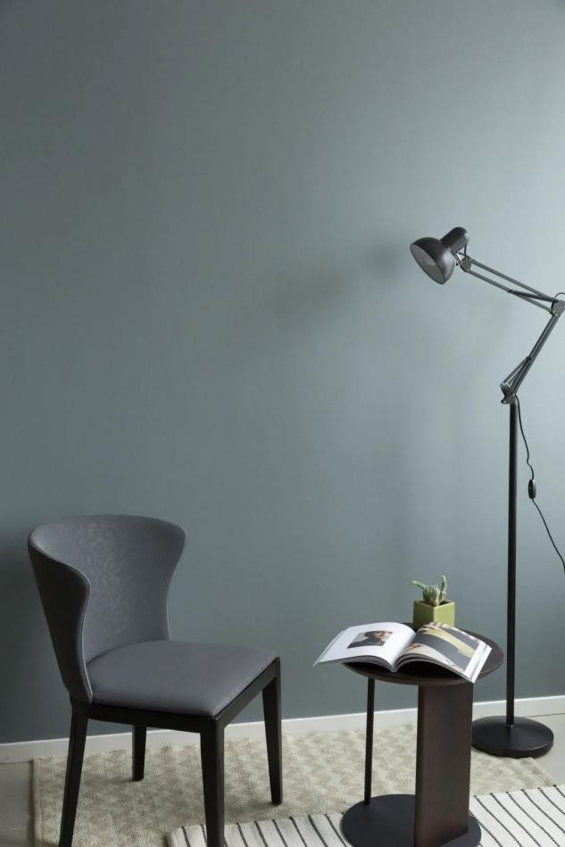 貼墻紙還是刷涂料？墻紙和涂料哪個(gè)環(huán)保？