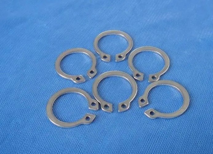 軸用彈性擋圈是干什么用的 A型和B型軸用彈性擋圈有何區(qū)別？